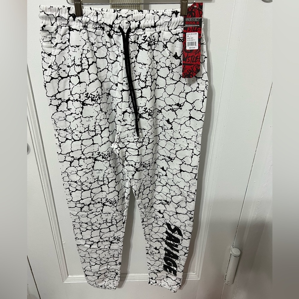 NEW PANTS  SEVEN  SOULS size L mens and women size L 60% cotton 40% polyester